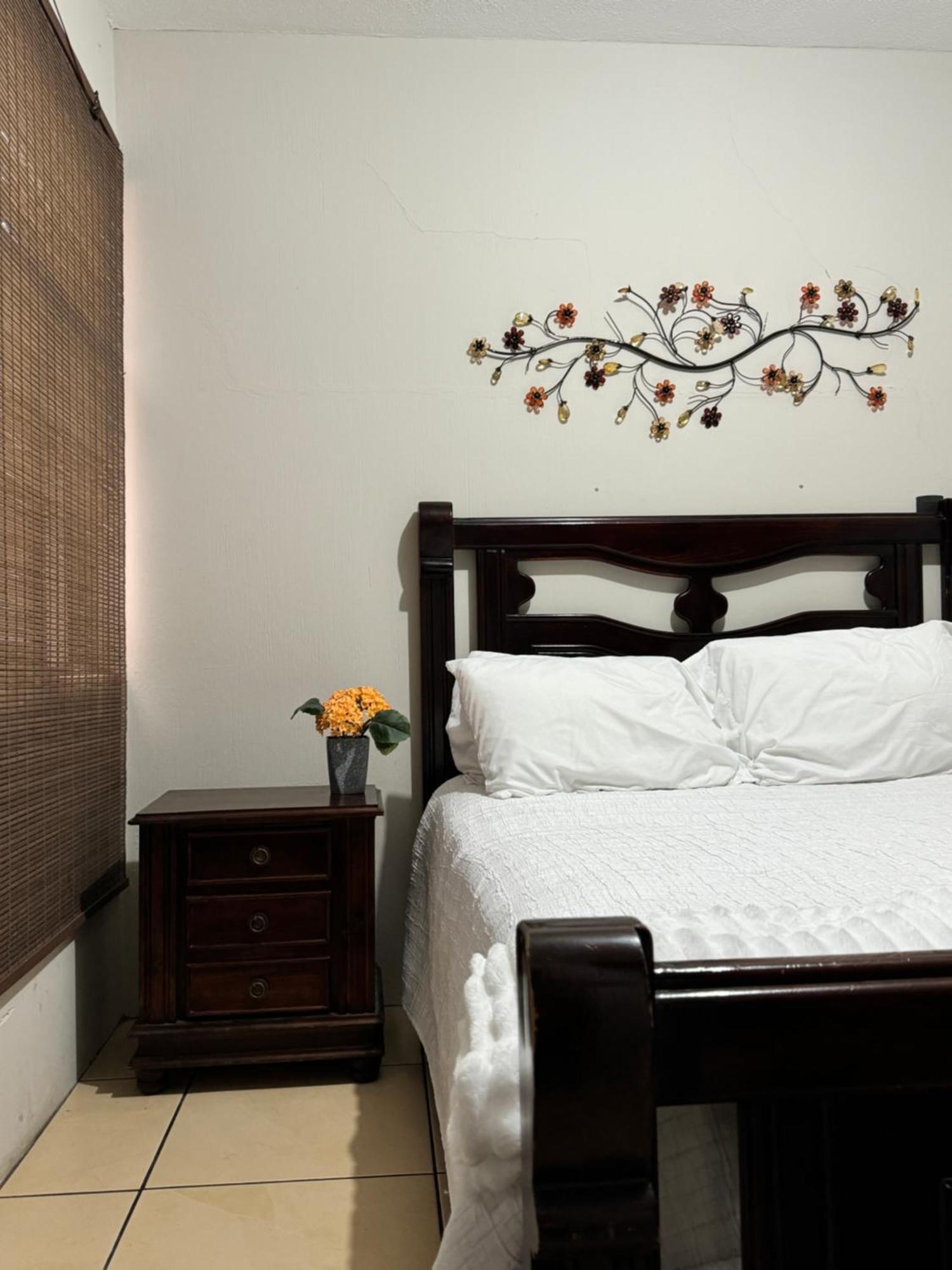 Amplio Apartamento, En Colonia Cerezos, Tercer Nivel Apartment Quetzaltenango Exterior photo
